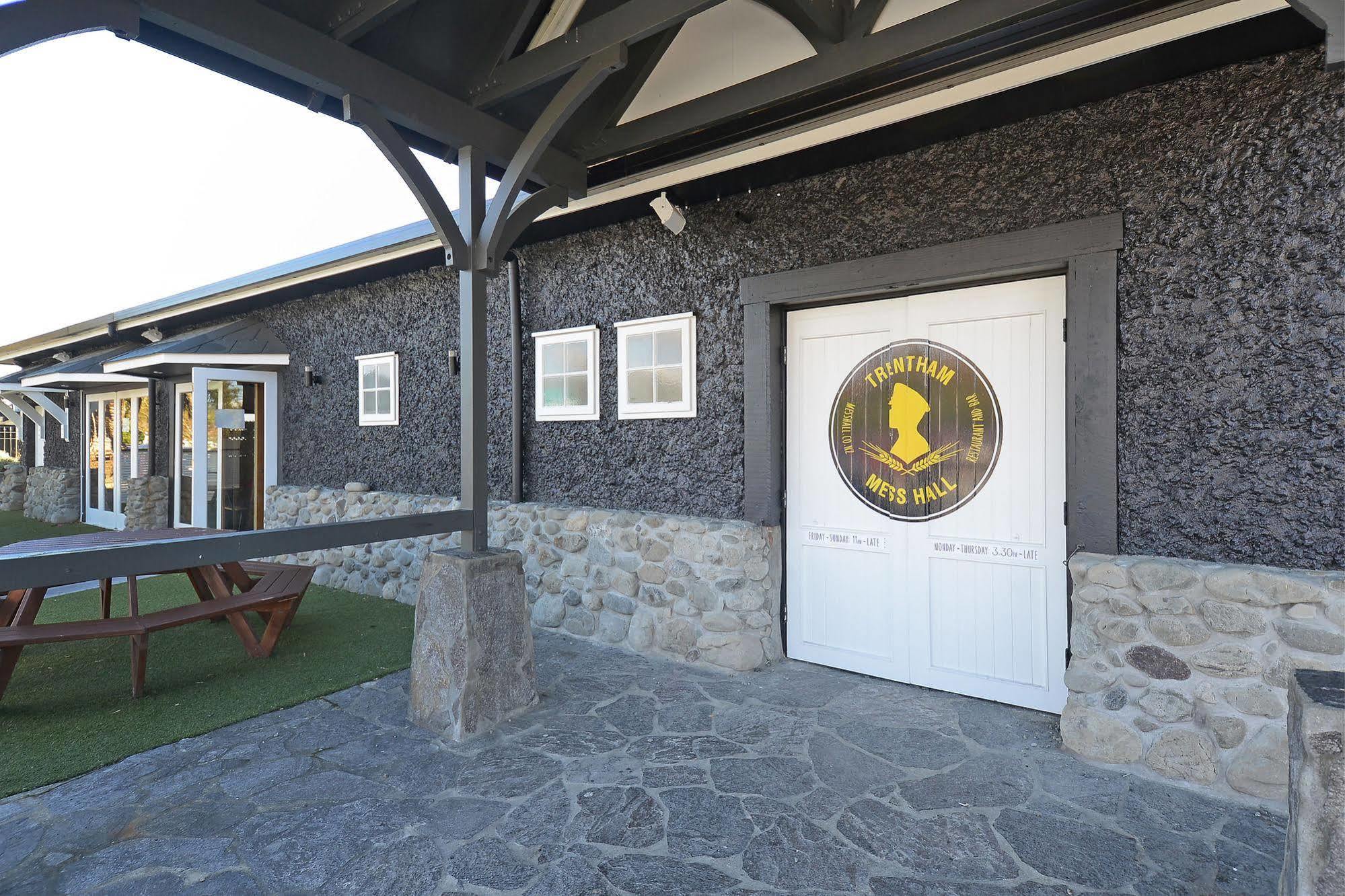 Totara Lodge Upper Hutt Exterior photo